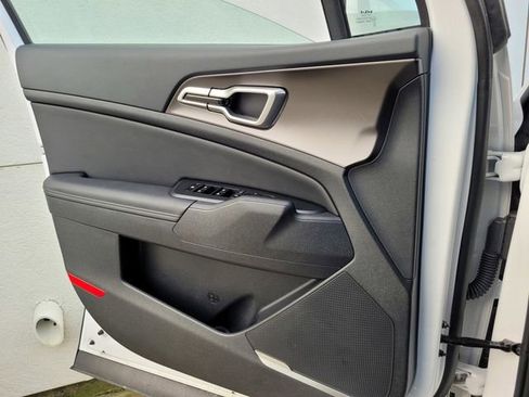 Certified 2026 Kia Sportage EX AWD/4WD image 26