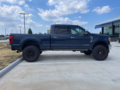 Used 2019 Ford F250 King Ranch w/ King Ranch Ultimate Package AWD/4WD image 4