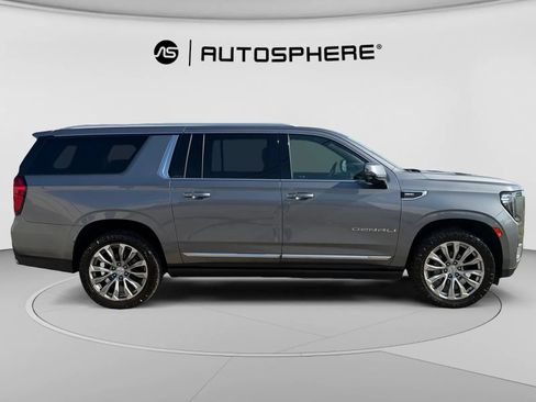 Used 2022 GMC Yukon XL Denali AWD/4WD image 10