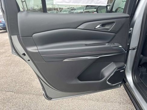 New 2026 Chevrolet Traverse RS w/ LPO, Floor Liner Package FWD image 15