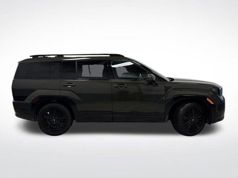 Used 2025 Hyundai Santa Fe Calligraphy image 2