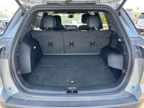 Used 2025 Chevrolet Equinox LT w/ Convenience Package II FWD image 7