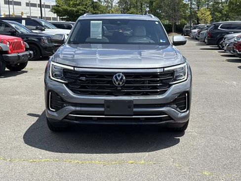 Used 2024 Volkswagen Atlas Cross Sport SEL Premium R-Line AWD/4WD image 6