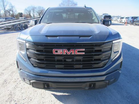 New 2026 GMC Sierra 1500 Elevation w/ Elevation Premium Package image 12