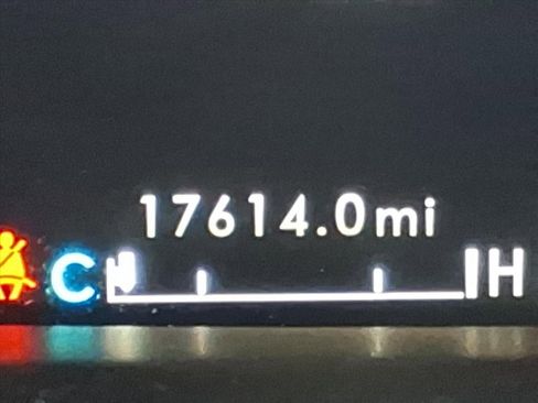 Certified 2022 Lincoln Nautilus Reserve image 27