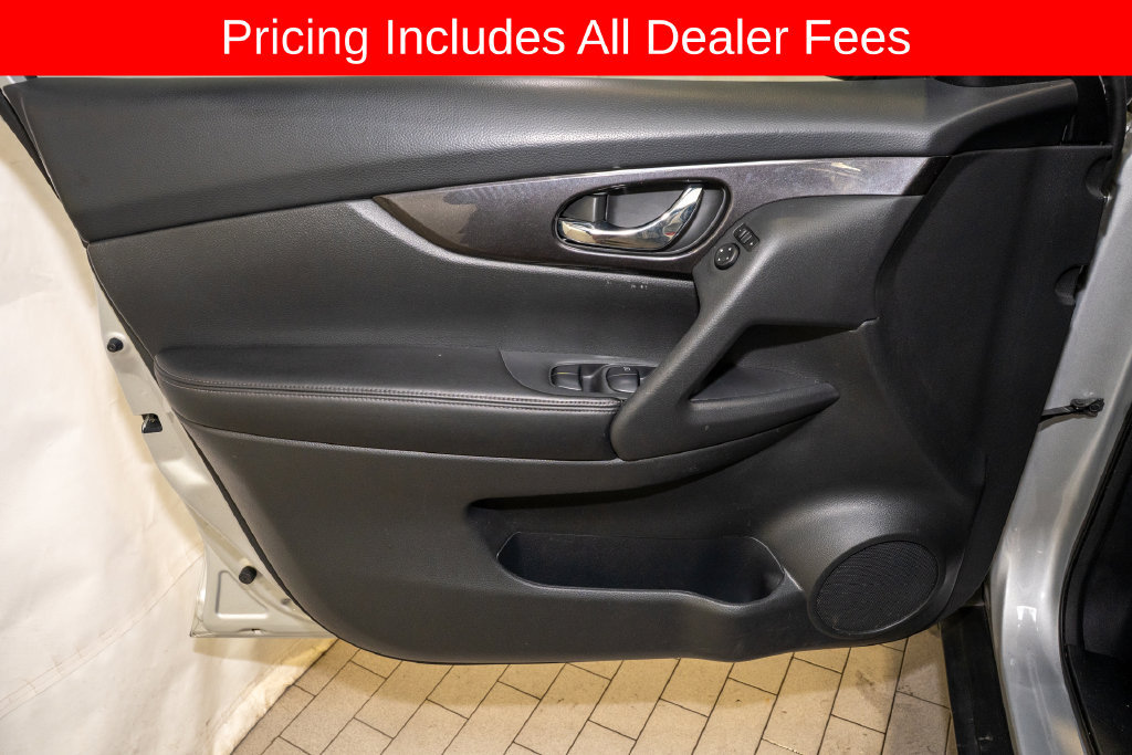 Used 2018 Nissan Rogue S w/ S Value Package FWD image 10