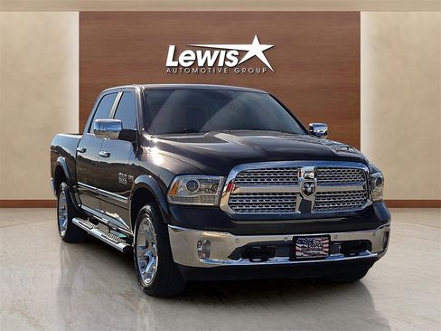 Used 2017 RAM 1500 Laramie w/ Convenience Group image 6