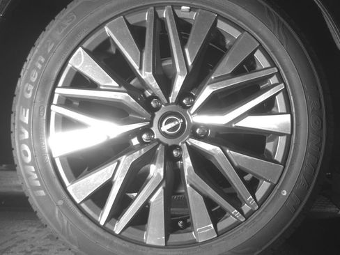 Used 2025 Nissan Altima 2.5 SV image 15