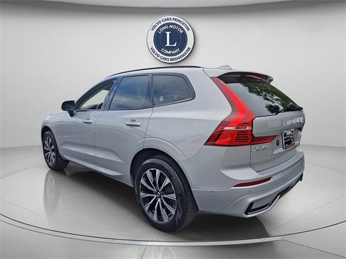 Certified 2025 Volvo XC60 B5 Plus image 4