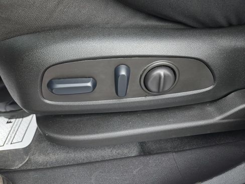 Used 2024 Chevrolet Equinox LT w/ LPO, Floor Liner Package AWD/4WD image 37