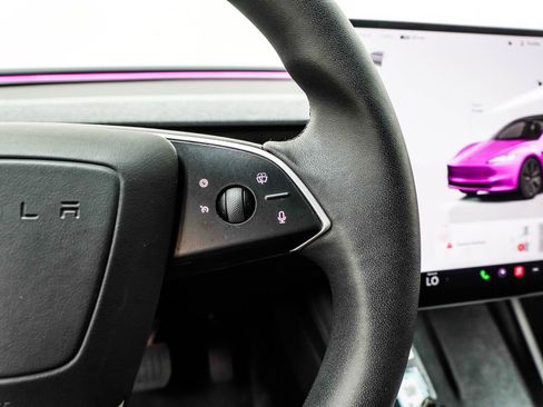 Used 2025 Tesla Model 3 RWD image 33