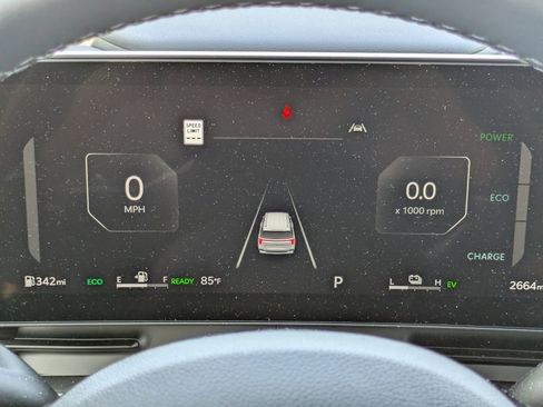 Used 2025 Kia Carnival SX image 28