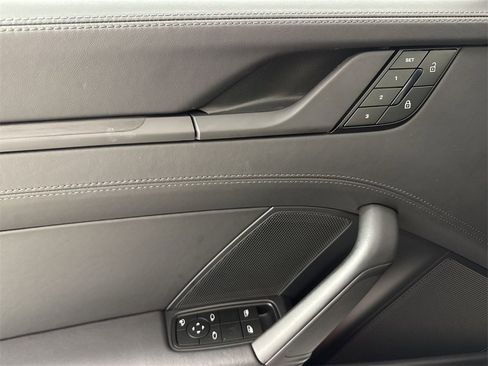 Certified 2025 Porsche 911 Targa 4 GTS image 33