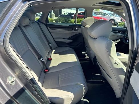 Used 2019 Honda Accord EX-L image 11