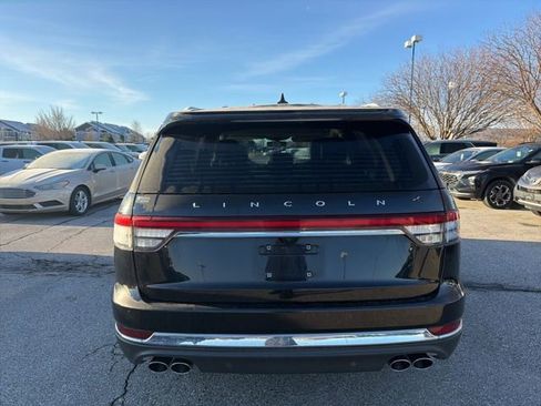 Used 2021 Lincoln Aviator Standard image 5