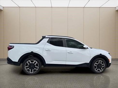 Used 2025 Hyundai Santa Cruz Limited AWD/4WD image 13