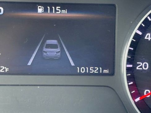 Used 2023 Kia Forte LXS image 14