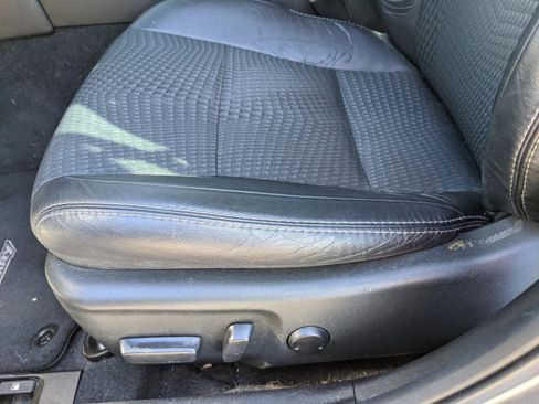 Used 2012 Toyota Camry SE image 15