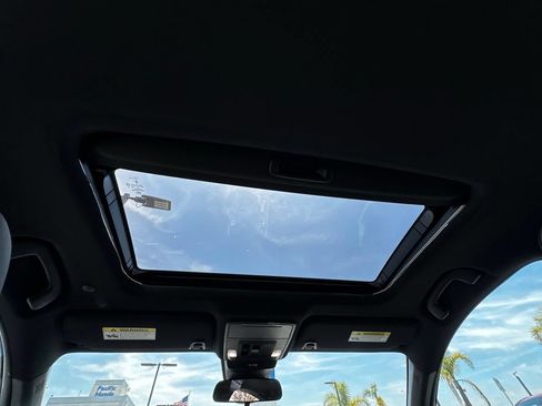 Used 2023 Honda Accord Sport image 16