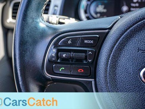 Used 2018 Kia Niro LX FWD image 23