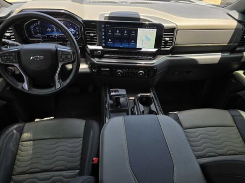 Used 2025 Chevrolet Silverado 1500 ZR2 w/ Technology Package AWD/4WD image 16