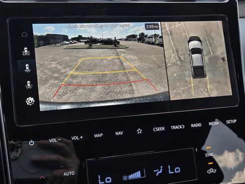 Certified 2024 Hyundai Santa Cruz Limited AWD/4WD image 12