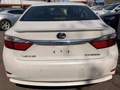 Used 2015 Lexus ES 300h FWD image 6