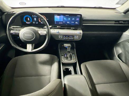 Used 2024 Hyundai Kona SEL FWD image 30