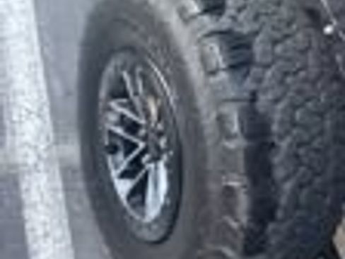 Used 2026 Jeep Wrangler Unlimited Rubicon AWD/4WD image 12