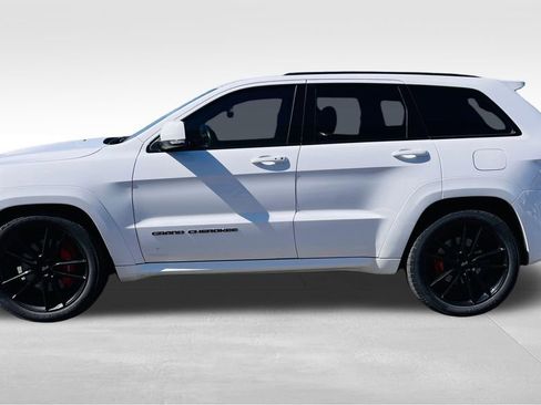 Used 2017 Jeep Grand Cherokee SRT AWD/4WD image 19