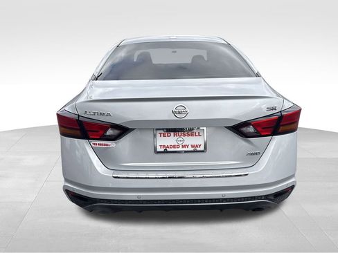 Used 2022 Nissan Altima 2.5 SR image 4