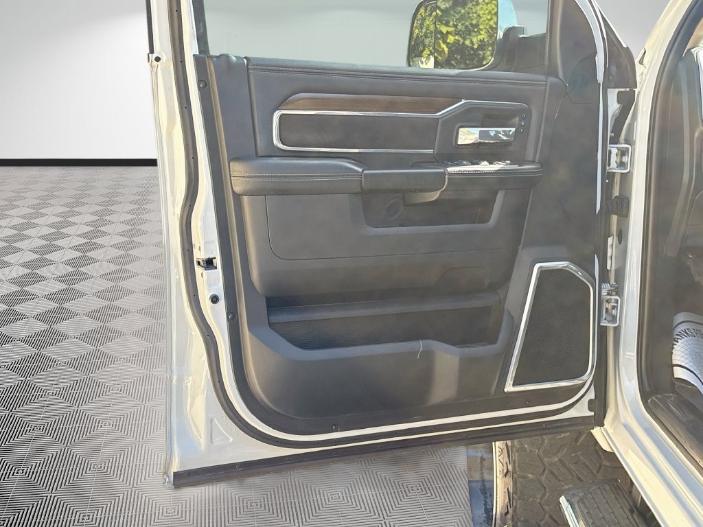 Used 2022 RAM 2500 Laramie w/ Safety Group B AWD/4WD image 18