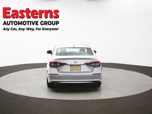 Used 2025 Honda Civic Sport image 35