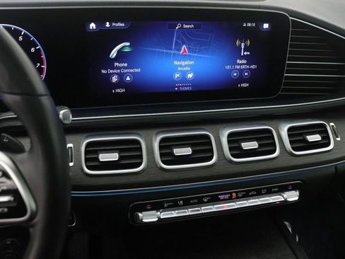 Certified 2022 Mercedes-Benz GLS 450 4MATIC image 11