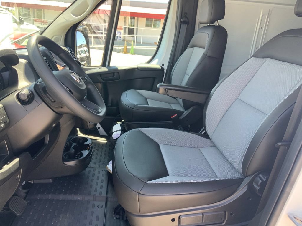 New 2026 RAM ProMaster 2500 w/ Convenience Group FWD image 19