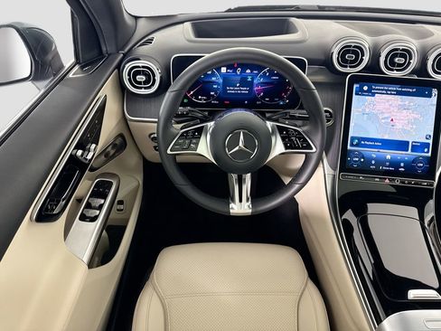 Certified 2026 Mercedes-Benz GLC 300 image 10