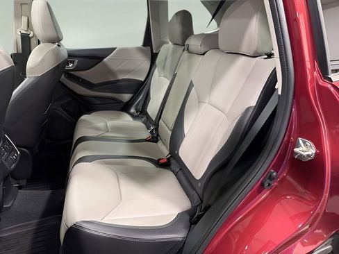 Certified 2022 Subaru Forester Limited w/ Popular Package #2 image 32