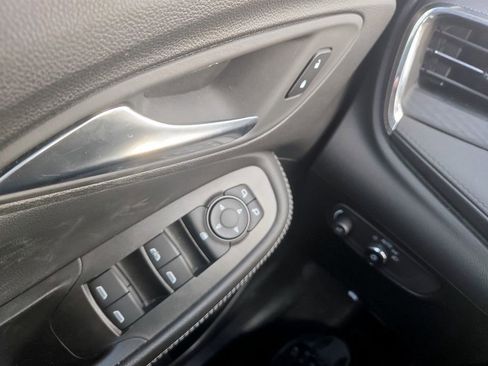 Used 2025 Buick Encore GX Preferred image 22