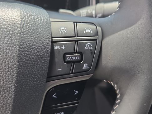 Used 2026 Toyota Camry SE FWD image 17