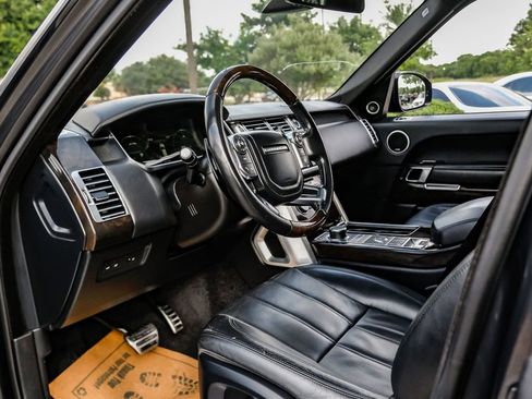 Used 2016 Land Rover Range Rover Supercharged AWD/4WD image 12