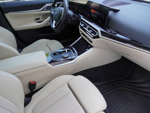 Used 2023 BMW i4 eDrive35 w/ Premium Package RWD image 10