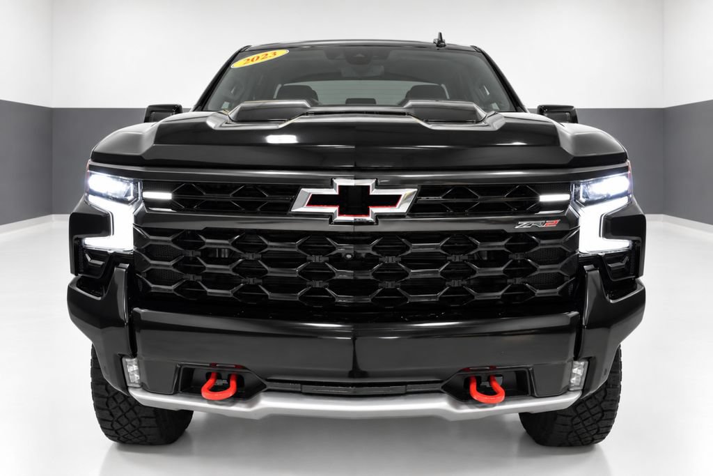 Used 2023 Chevrolet Silverado 1500 ZR2 w/ Technology Package AWD/4WD image 6