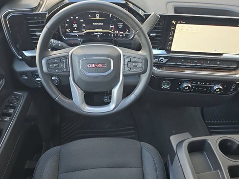 Used 2024 GMC Sierra 1500 Elevation AWD/4WD image 14