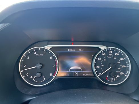 Used 2024 Nissan Sentra SV image 14