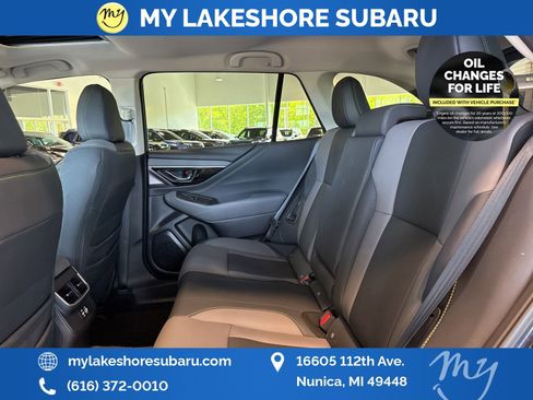 Certified 2025 Subaru Outback Onyx Edition AWD/4WD image 26
