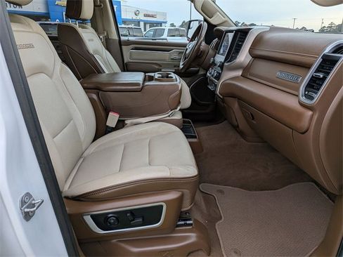 Used 2021 RAM 1500 Laramie image 36