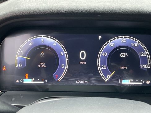 Used 2023 Jeep Grand Cherokee L Laredo image 37