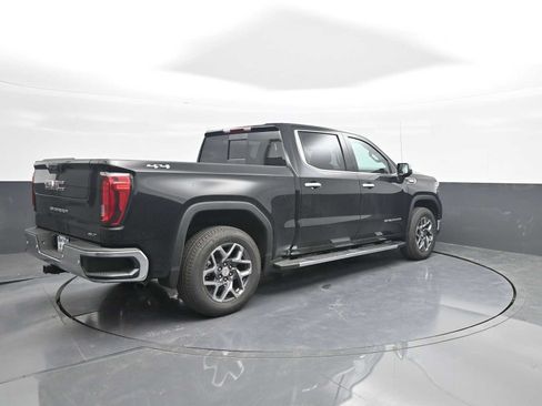 New 2026 GMC Sierra 1500 SLT w/ SLT Premium Plus Package AWD/4WD image 8