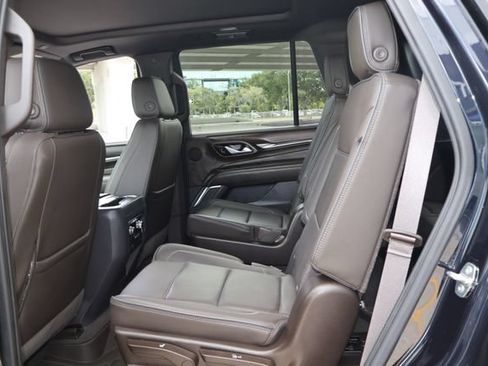 Used 2021 GMC Yukon Denali AWD/4WD image 16