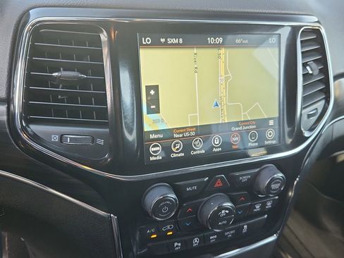 Used 2022 Jeep Grand Cherokee Limited AWD/4WD image 24